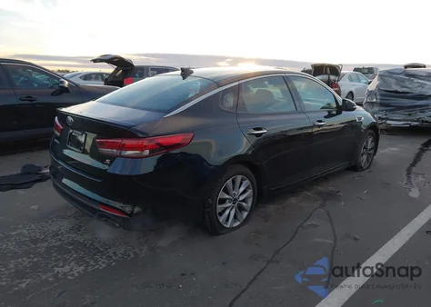 2018 Kia Optima S из США, поврежденный, VIN 5XXGT4L39JG225858